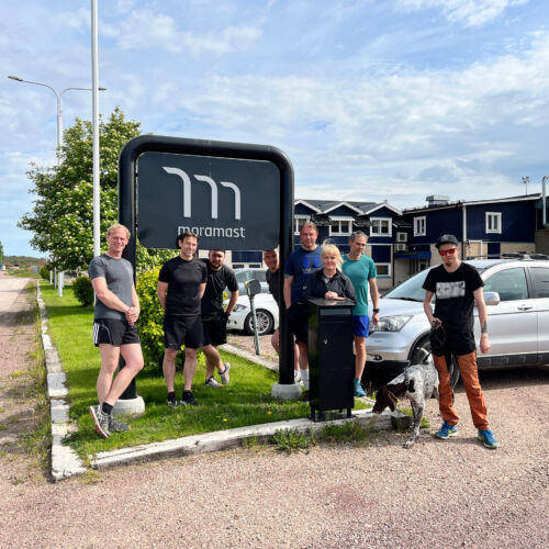 Personal från Moramast springer och går Blodomloppet 2022.