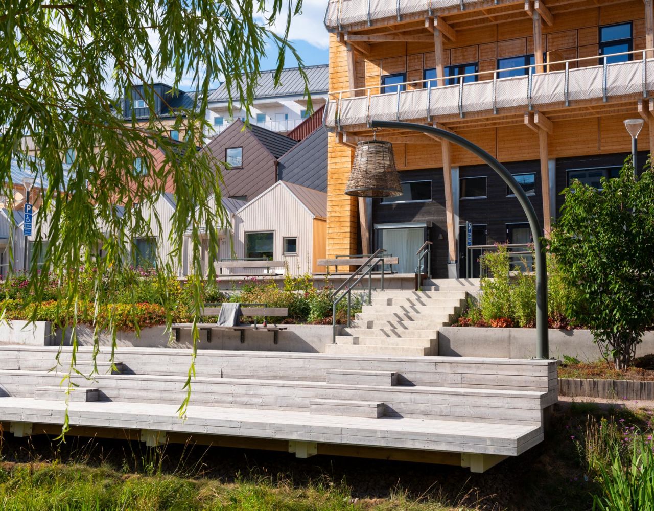 Broparken i Vallastaden, Linköping. Foto: Kola Productions.>