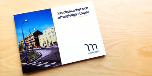 Broschyr Krocksäkerhet och eftergivliga stolpar