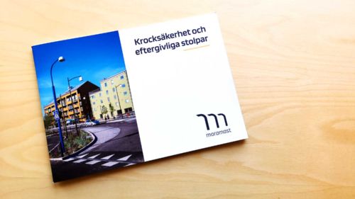 Broschyr Krocksäkerhet och eftergivliga stolpar