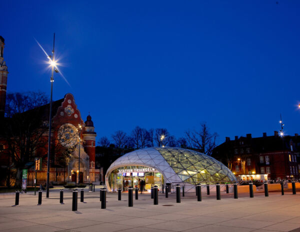 Koniska stolpar från Moramast i Malmö. Foto: Daniel Karlsson.